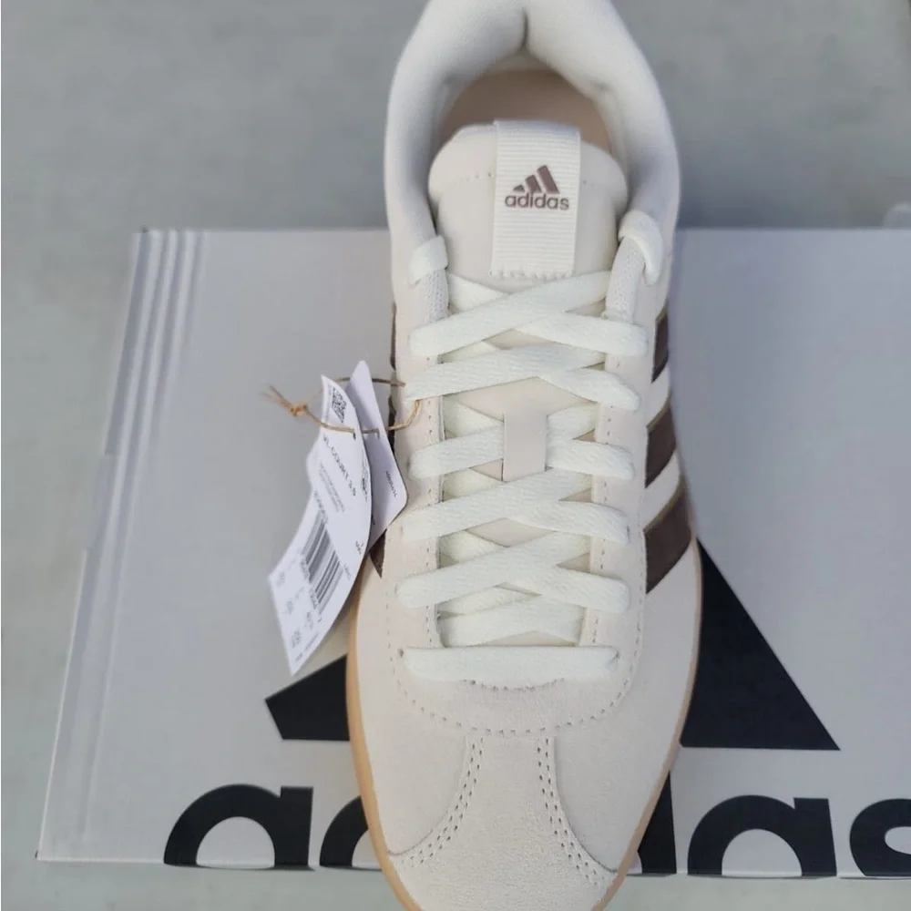 $75 Adidas Unisex Women Vl Court 3.0 White Skateboarding Shoes Size 6 To 10 - Picture 3 of 9